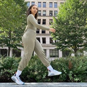 Lounge 2 piece set. Size M.